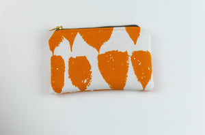 
            
                Load image into Gallery viewer, Acrylic Neon Orange Clutch with Removable Chain Strap
            
        